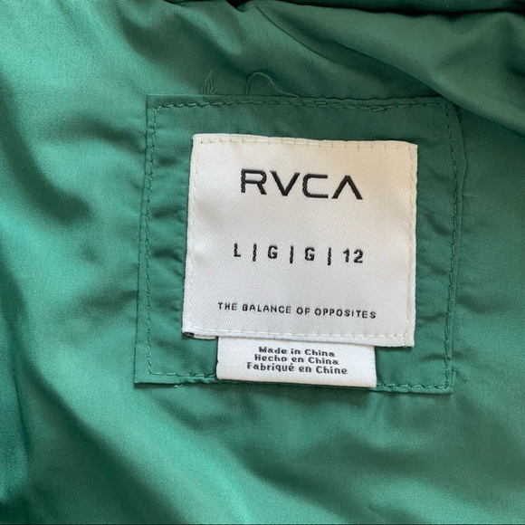 SOLD - RVCA green cropped puffer jacket - Picture 9 of 9
